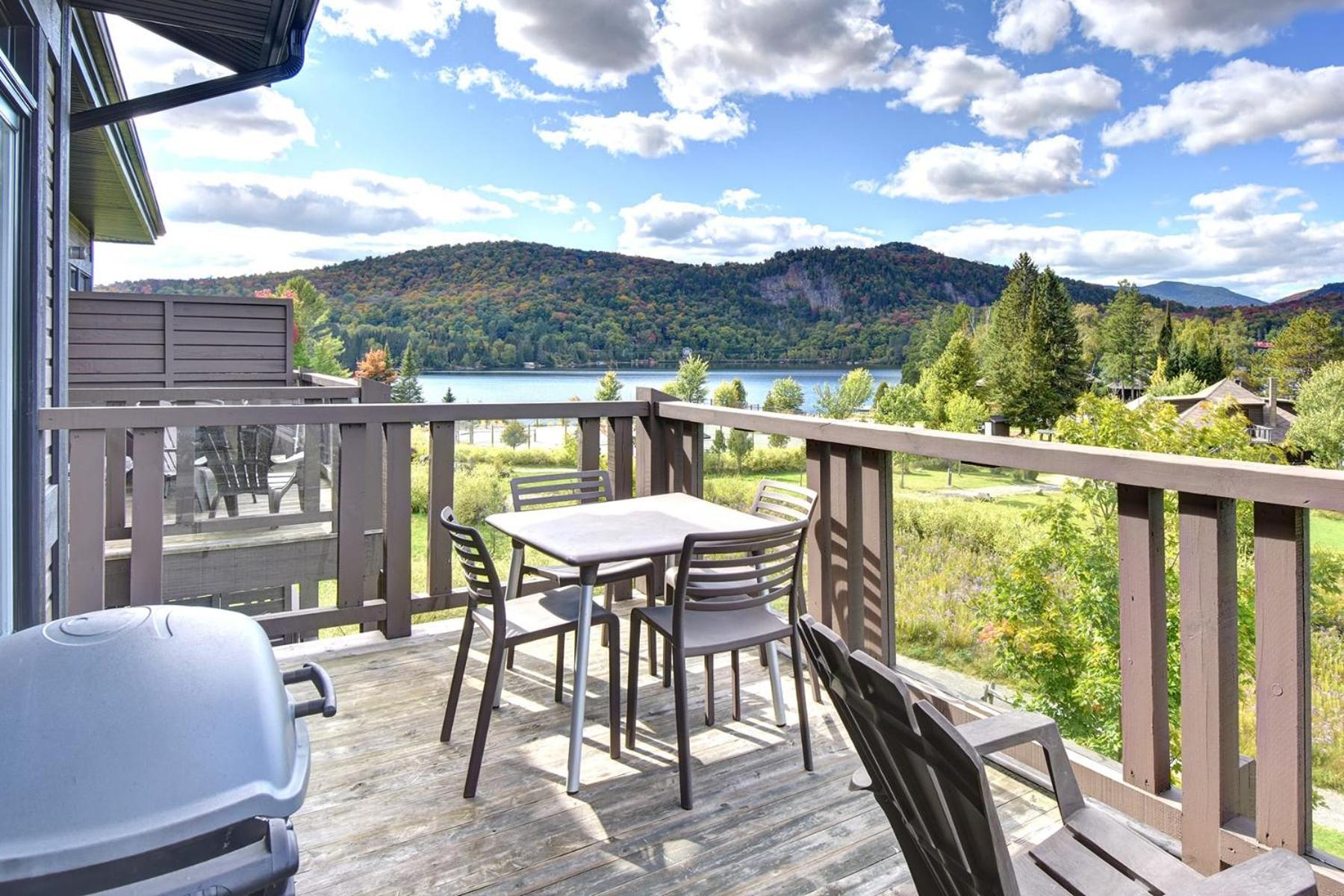 Lakefront Mountain View Remote Work - 1 Bd Suite Lac-Superieur Esterno foto